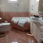 Leon Mare Σκάλα Καλλιράχης