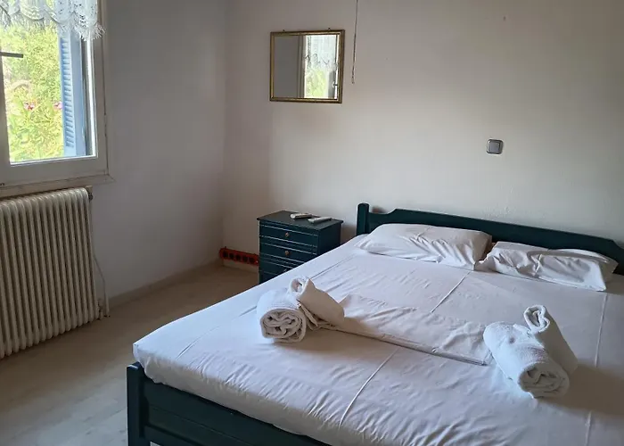 Βίλα Leon Mare *